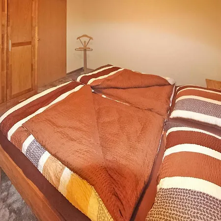 Ferienwohnung Neustrelitz Διαμέρισμα *